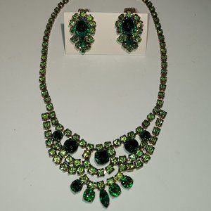 Vintage Two Tone Green Necklace and Matching Clip on Earrings